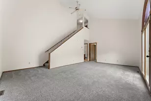 2111 Dorchester Ln, Schererville, IN 46375 - Photo 5