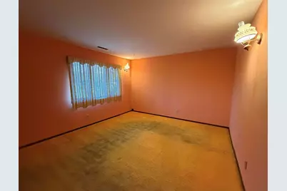 1076 Shoreline Road, Crown Point, IN 46307 - Photo 15