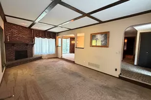 1076 Shoreline Rd, Crown Point, IN 46307 - Photo 5