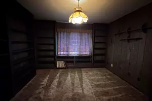 1076 Shoreline Rd, Crown Point, IN 46307 - Photo 13