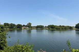 1076 Shoreline Rd, Crown Point, IN 46307 - Photo 31