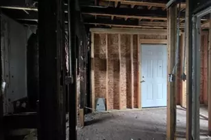 4828 McCook Ave, East Chicago, IN 46312 - Photo 11
