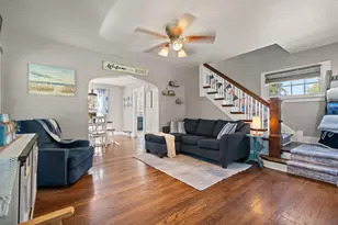 221 N Pennsylvania St, Hobart, IN 46342 - Photo 9