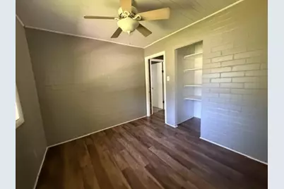 2223 W Oak Street, La Porte, IN 46350 - Photo 15