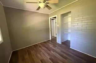 2223 W Oak St, La Porte, IN 46350 - Photo 15