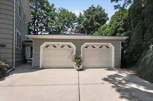 909 Pennsylvania Ave, La Porte, IN 46350 - Photo 41