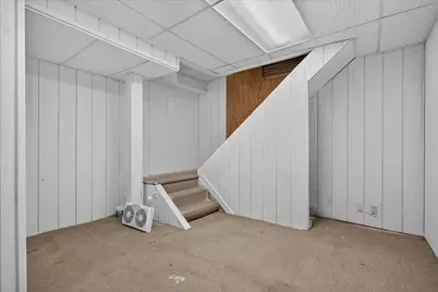 909 Pennsylvania Avenue, La Porte, IN 46350 - Photo 33