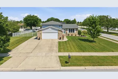 10667 Millard Drive, Saint John, IN 46373 - Photo 3