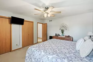 10667 Millard Dr, Saint John, IN 46373 - Photo 13