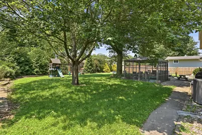9218 Greenwood Avenue, Munster, IN 46321 - Photo 33