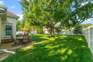 8530 Heather Ct, Saint John, IN 46373 - Photo 29