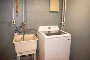 400 E 52nd Ave, Merrillville, IN 46410 - Photo 29