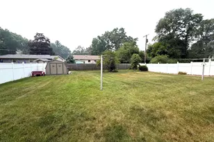 2603 Greenwood Ave, Trail Creek, IN 46360 - Photo 13
