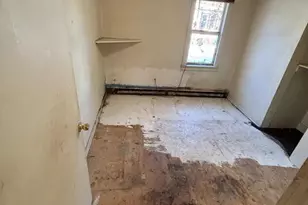 2750 Greene St, Lake Station, IN 46405 - Photo 9