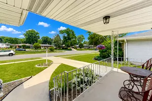 18 Timrick Dr, Munster, IN 46321 - Photo 3