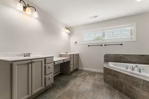 98 Muirfield Dr, Valparaiso, IN 46385 - Photo 23