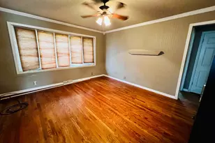 6286 California, Hobart, IN 46342 - Photo 5