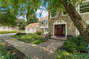 117 Johnson Dr, Valparaiso, IN 46383 - Photo 1