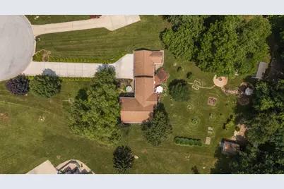 117 Johnson Drive, Valparaiso, IN 46383 - Photo 5
