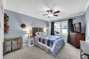 2208 Berwick Dr, Valparaiso, IN 46383 - Photo 11