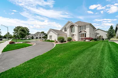 1427 Brandywine Drive, Munster, IN 46321 - Photo 3
