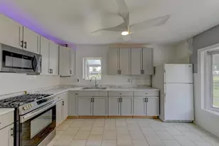 7420 S McCook Ave, Hammond, IN 46323 - Photo 5