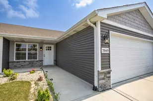 7849 Wright St, Merrillville, IN 46410 - Photo 3