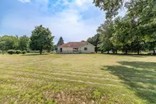 6996 Prairie View Ct, Demotte, IN 46310 - Photo 11