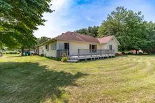 6996 Prairie View Ct, Demotte, IN 46310 - Photo 9