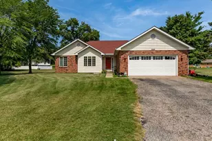 6996 Prairie View Ct, Demotte, IN 46310 - Photo 1