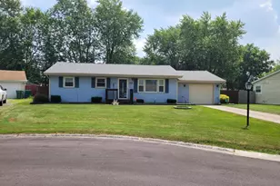 7713 Wallace St, Merrillville, IN 46410 - Photo 1