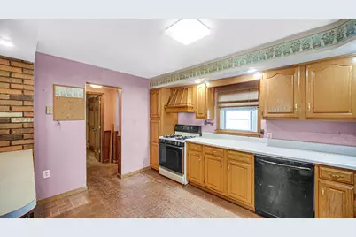 1607 A Street, La Porte, IN 46350 - Photo 9