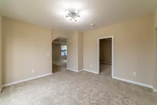 226 W William St, Michigan City, IN 46360 - Photo 11