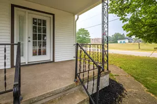 226 W William St, Michigan City, IN 46360 - Photo 9