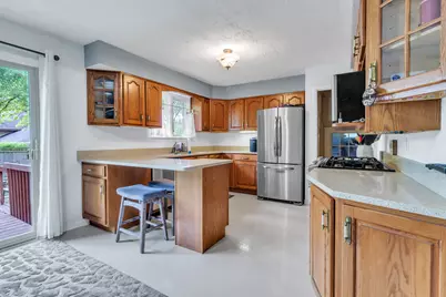8784 W Oakwood Drive, Saint John, IN 46373 - Photo 11