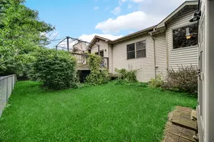 2800 Goldfinch St, Portage, IN 46368 - Photo 27