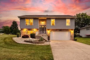 4176 Thornhill Dr, Crown Point, IN 46307 - Photo 1
