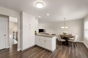 4176 Thornhill Dr, Crown Point, IN 46307 - Photo 13