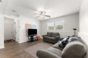 4176 Thornhill Dr, Crown Point, IN 46307 - Photo 19