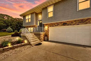4176 Thornhill Dr, Crown Point, IN 46307 - Photo 3