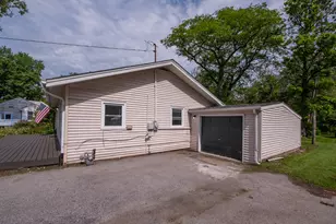 3138 W 45th Ave, Gary, IN 46408 - Photo 7