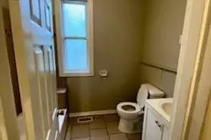 4446 Madison St, Gary, IN 46408 - Photo 7
