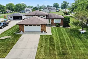 12043 W 103rd Ct, Saint John, IN 46373 - Photo 3