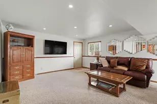 12043 W 103rd Ct, Saint John, IN 46373 - Photo 13