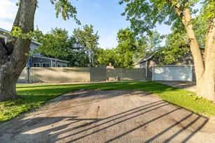 1147 W 62nd Ave, Merrillville, IN 46410 - Photo 29