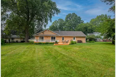 2168 W 18th Street, La Porte, IN 46350 - Photo 17