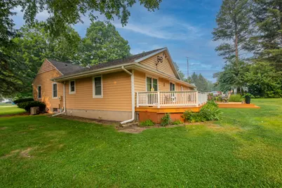 2168 W 18th Street, La Porte, IN 46350 - Photo 13