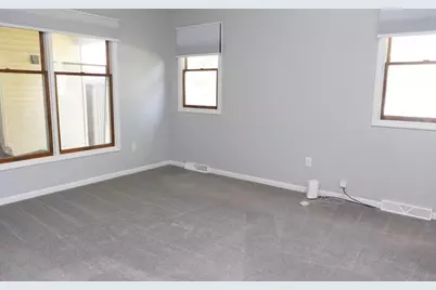 4040 Kingsway Drive, Crown Point, IN 46307 - Photo 17