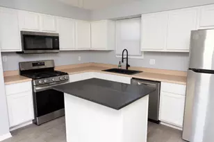 4040 Kingsway Dr, Crown Point, IN 46307 - Photo 5