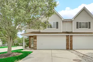 911 Penny Ct, Hobart, IN 46342 - Photo 1